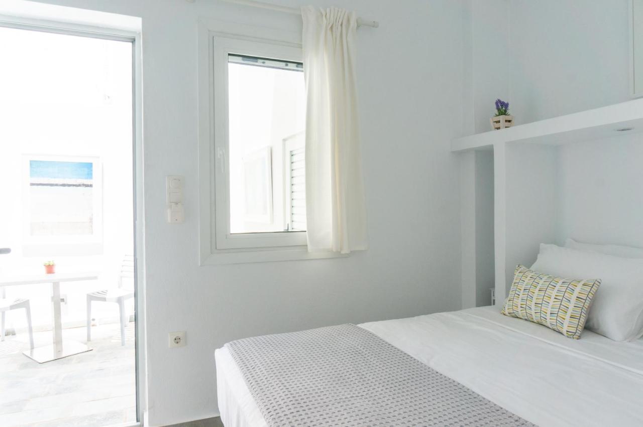 Pelican Paros 外观 照片