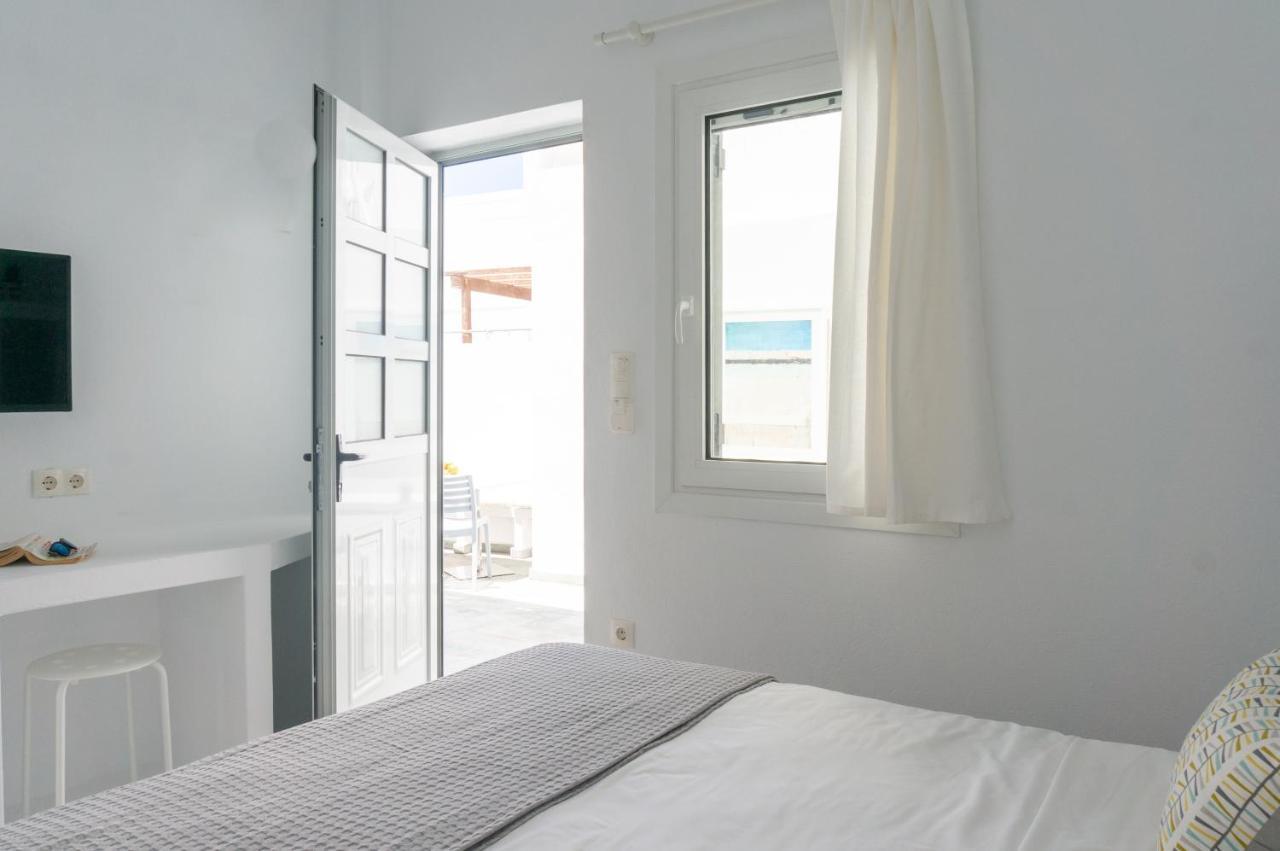 Pelican Paros 外观 照片