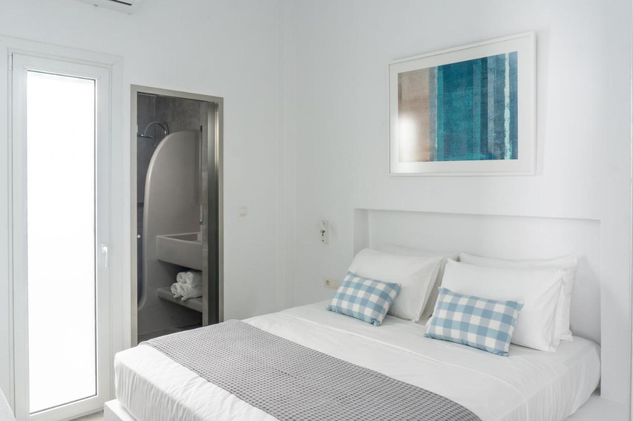 Pelican Paros 外观 照片